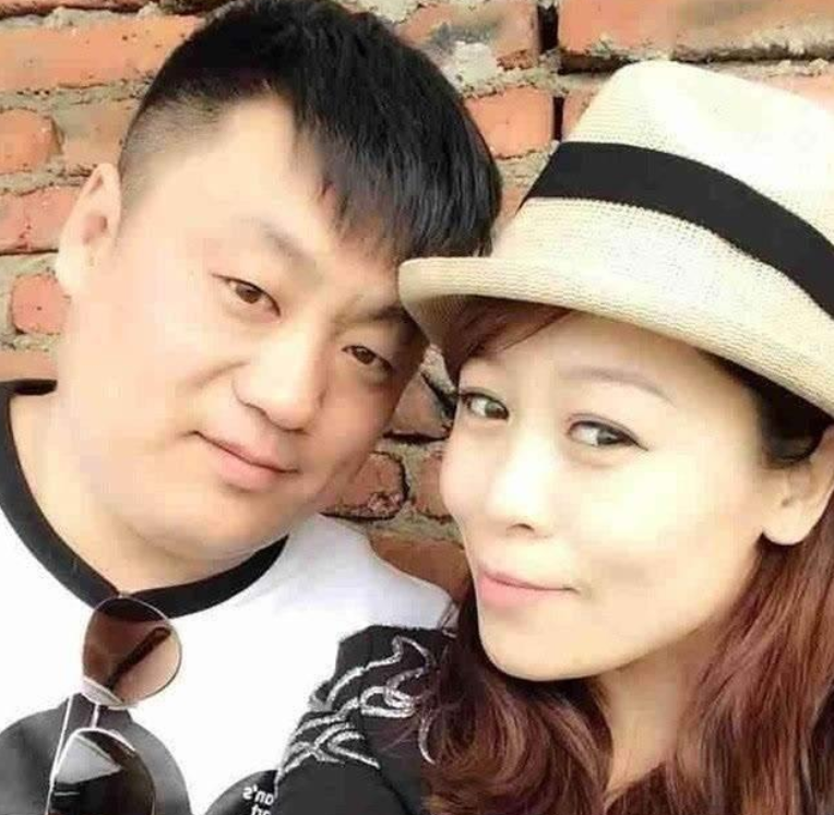 宋晓峰老婆图片