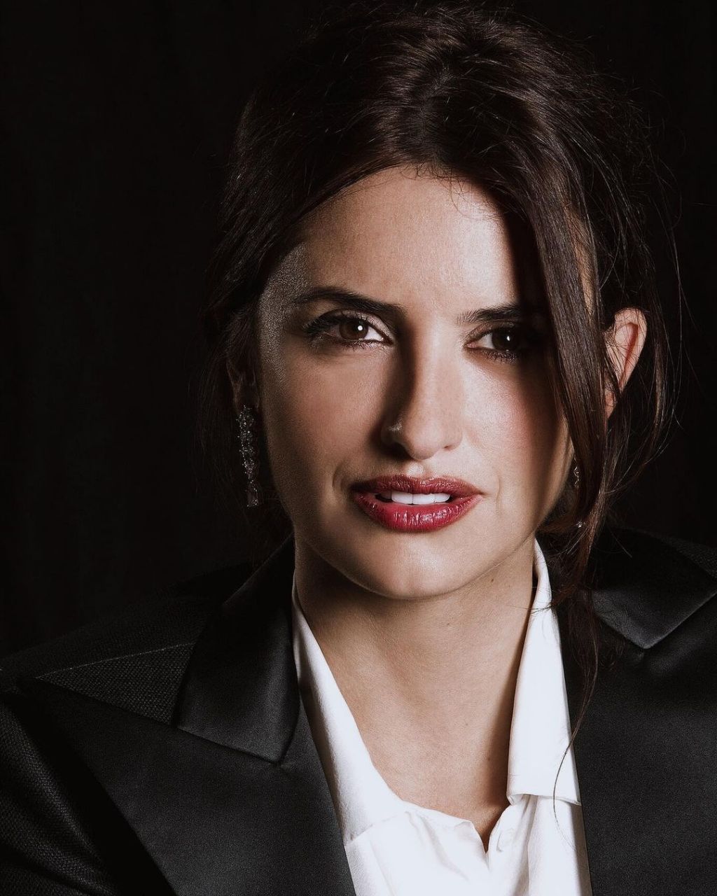 雀斑美女是一种拥有独特魅力的女性,她们面庞上点缀着小而浅褐色的雀