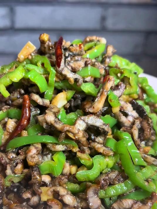 鳝鱼第100种做法:青椒鳝丝