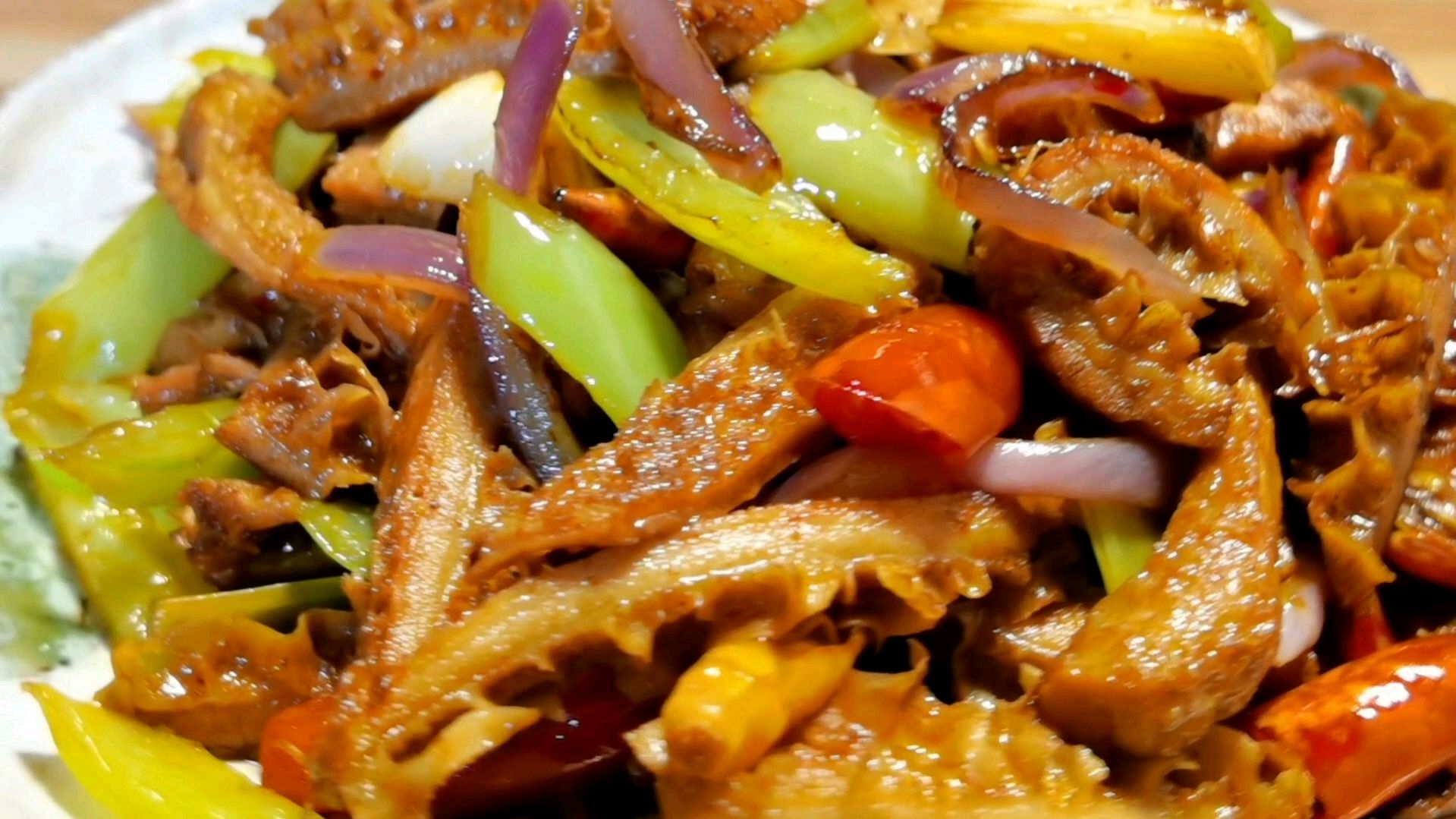 一道怎么做都不会难吃的炒肚条