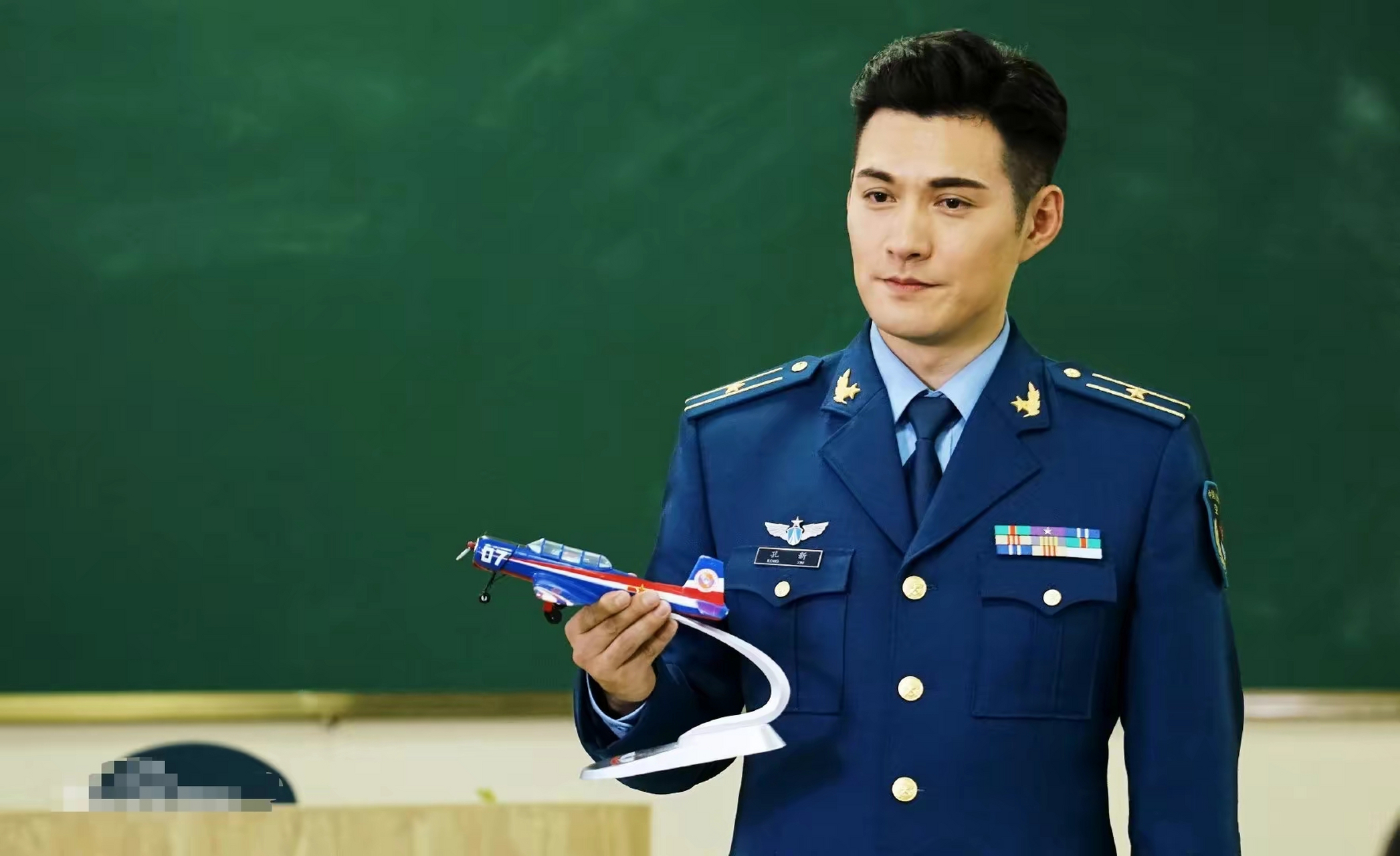 王阳的手,林雨申的腰,严屹宽的眉骨 真的应该买份保险