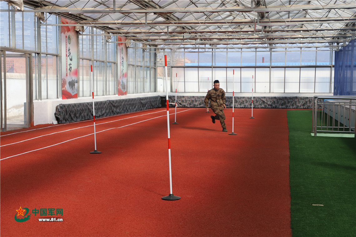 30x2蛇形跑场地的完美设置方法,让你的比赛更精彩!