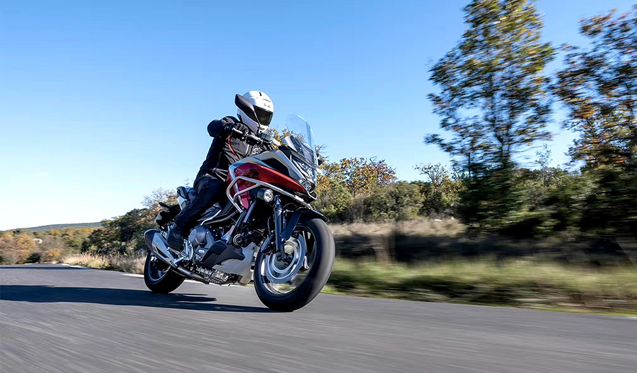 本田nc750x摩托车,经典自动挡,带来极致感受.