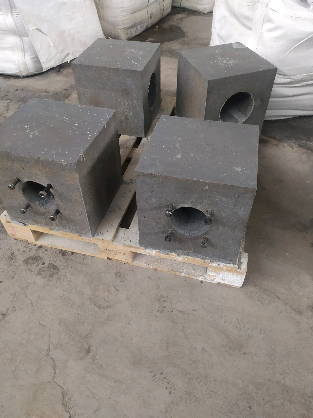 浇注免烧耐火砖预制耐火构件电炉顶砖烧嘴砖