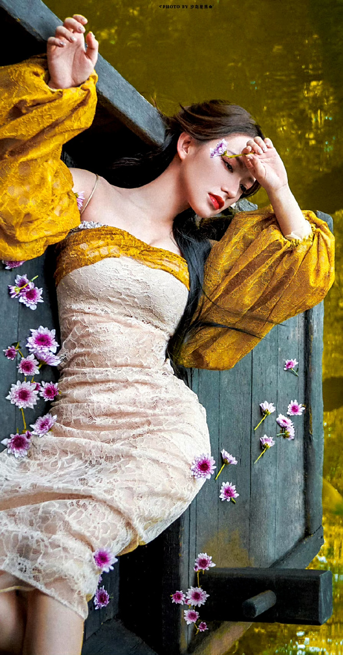 程潇这组照片绝美!可以做壁纸了
