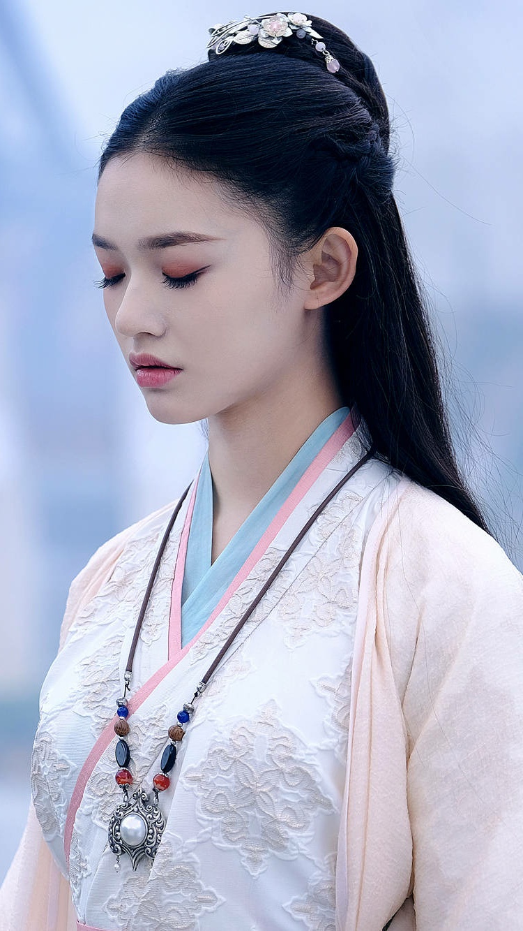 精美图集|清纯美女林允