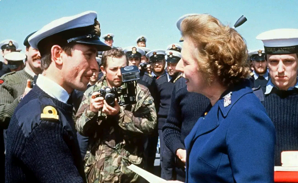 1982年马岛战争,全世界都屏住了呼吸!