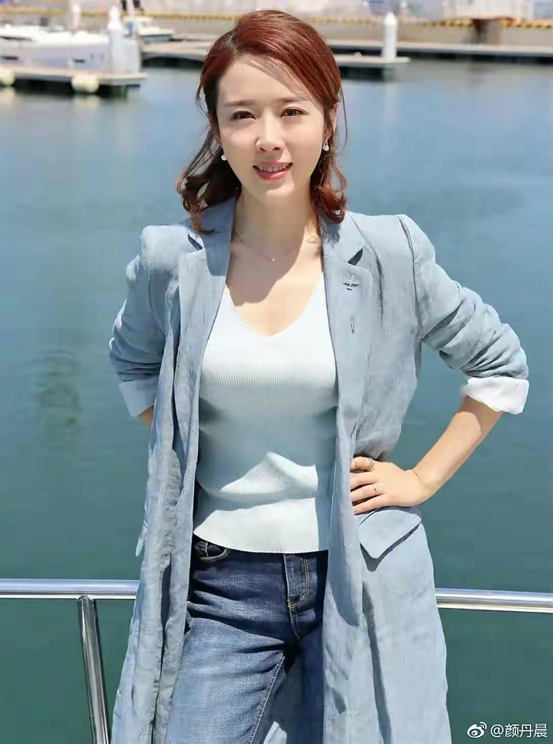 最美嫦娥颜丹晨,外表和身体很辣