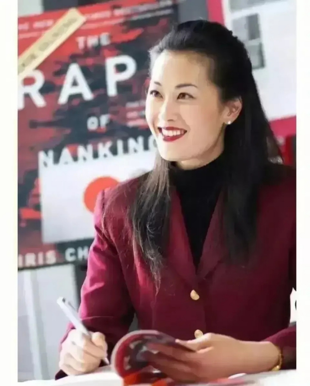 今天是英雄张纯如的生日!每一位有血性的中国人都应当纪念她!