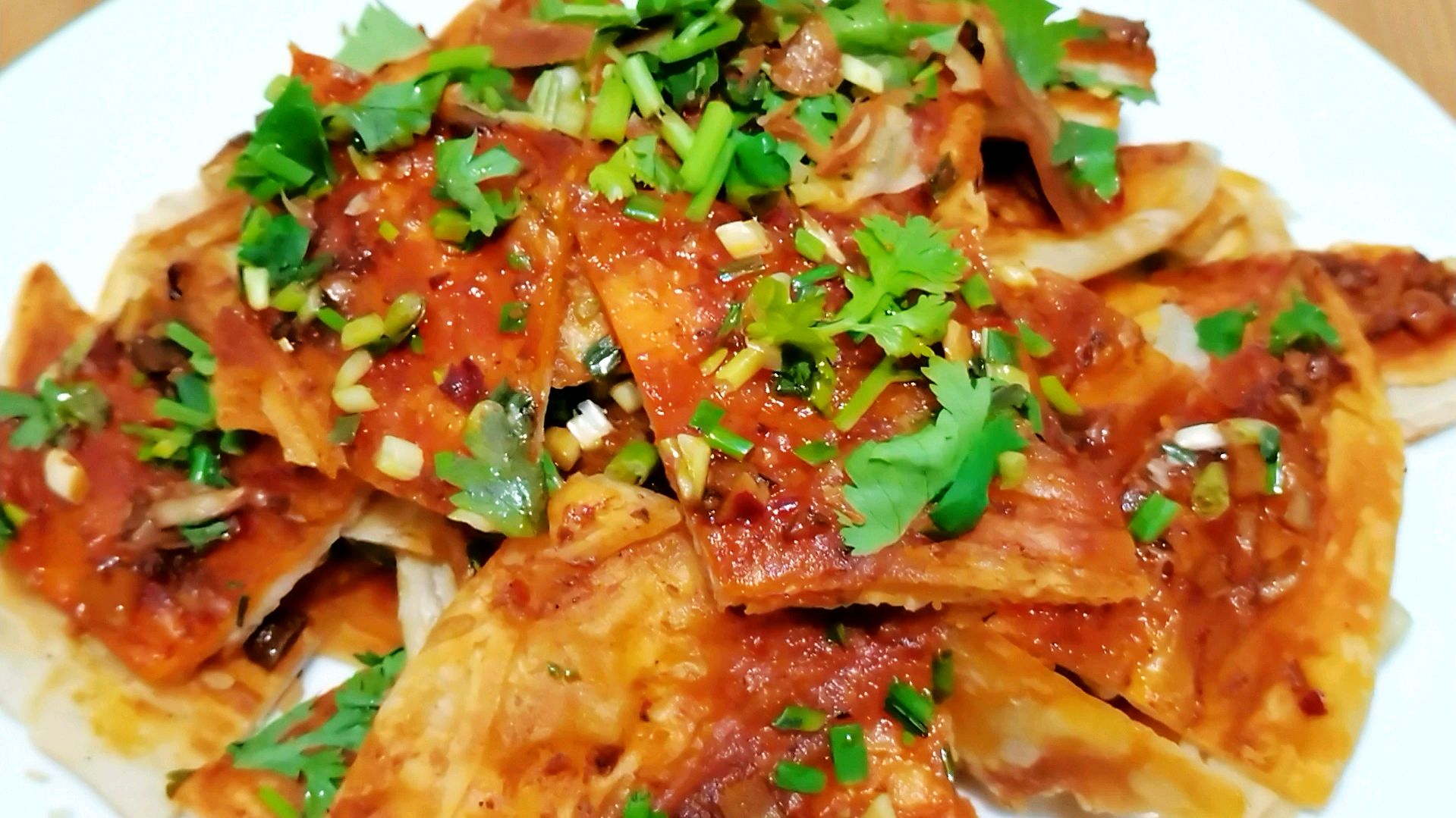 秘制酱香饼在家简单做,外酥里软,酱香浓郁,还没出锅孩子就馋了