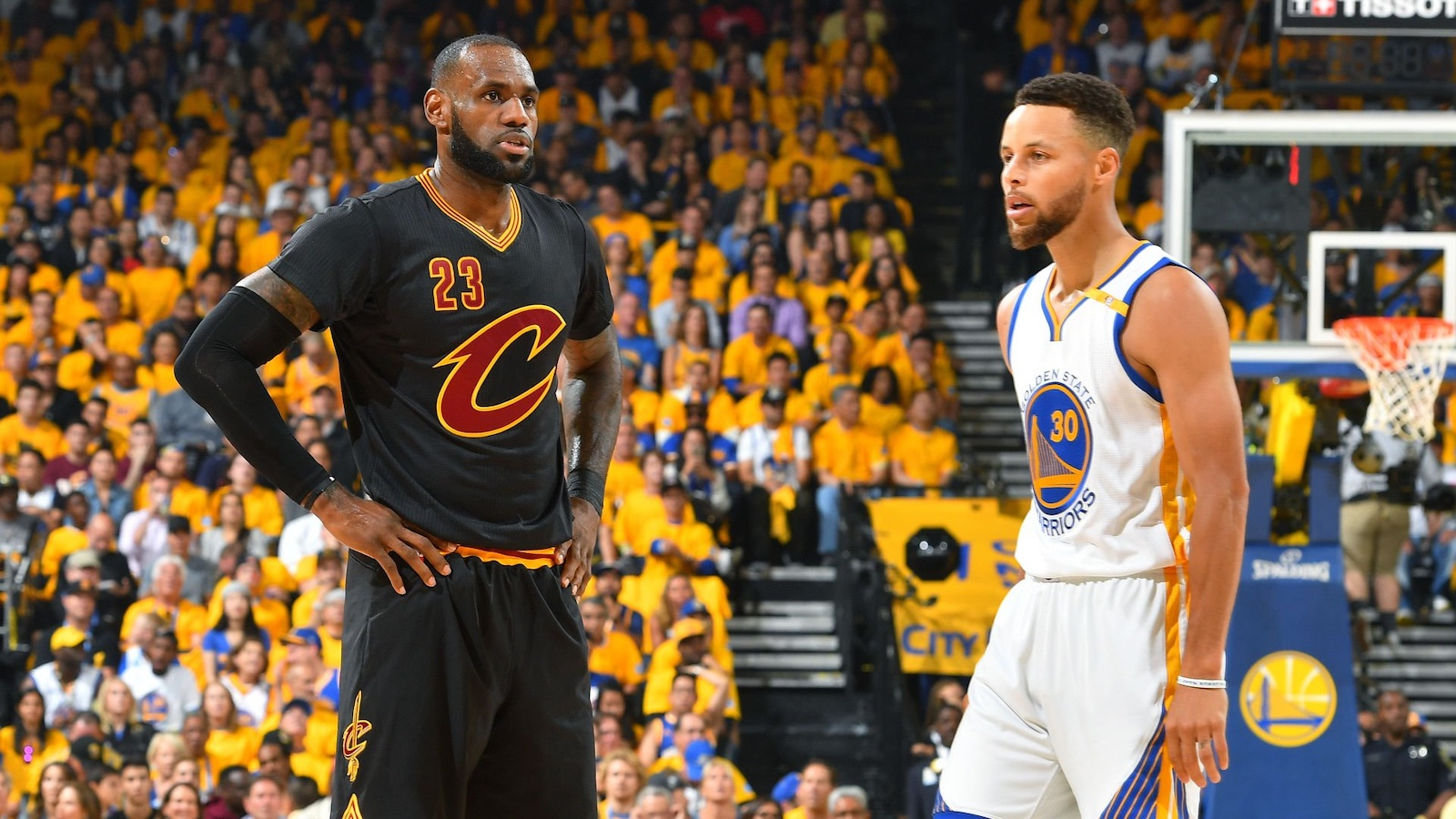 詹姆斯要联手库里?那联盟岂不大变天!名嘴:他会背弃湖人