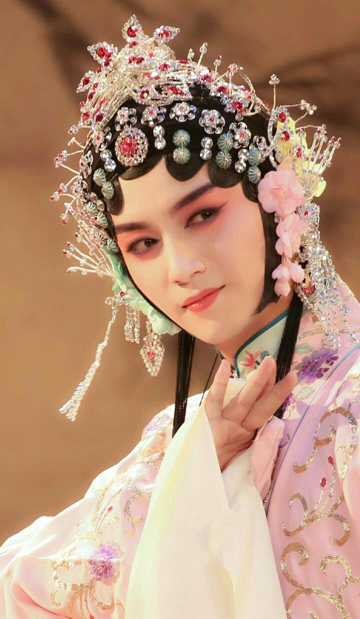 近年来,12位扮过旦角的男明星,谁最惊艳?