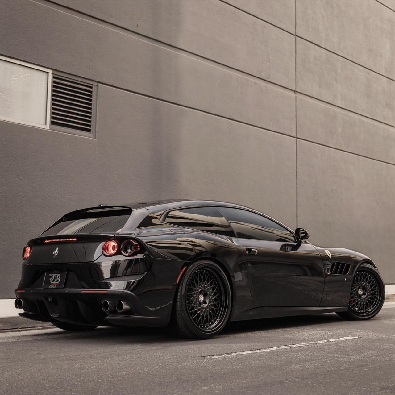 3l 690马力v12#汽车# #法拉利# #汽车知识