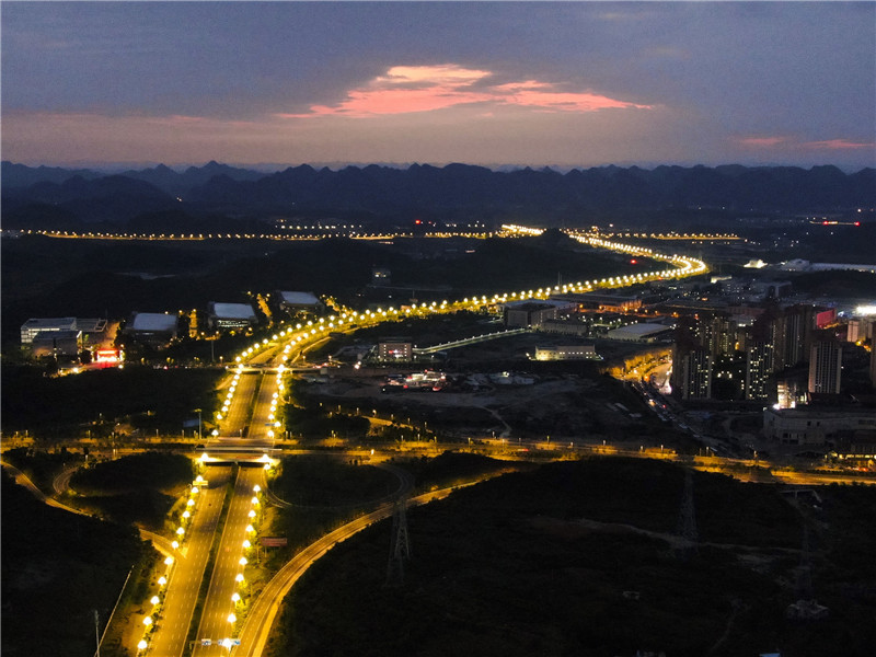 高清航拍贵安新区,最美的夜景