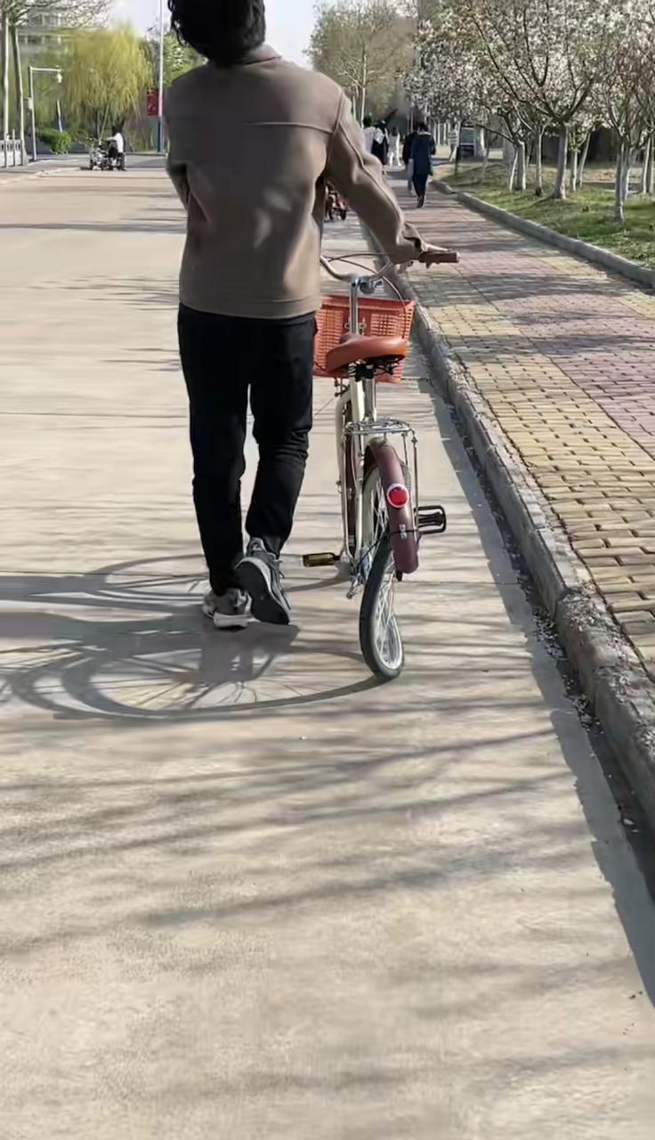 车圈怎么瓢成这样了?[捂脸]