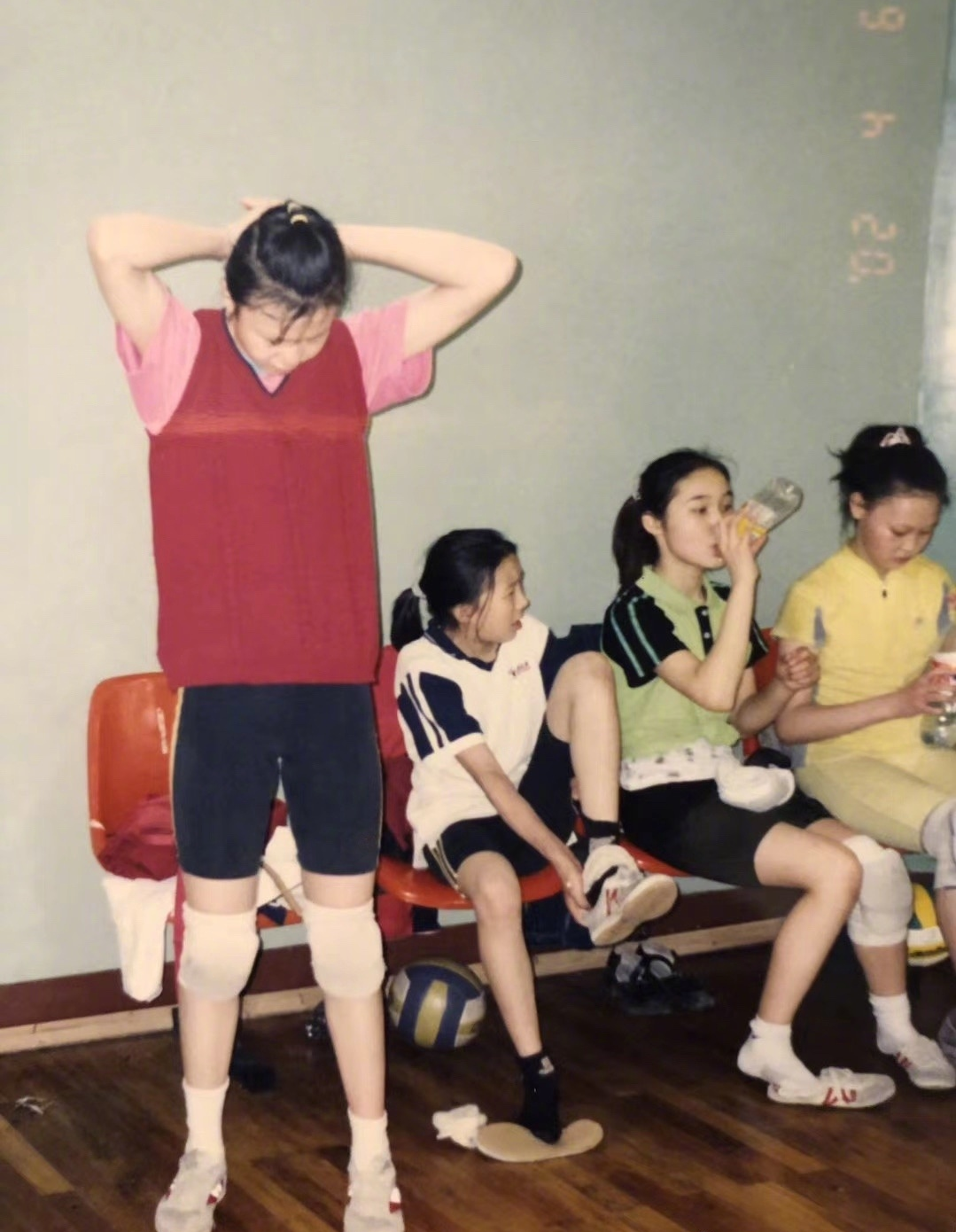 惠若琪小时候合集,太可爱了!