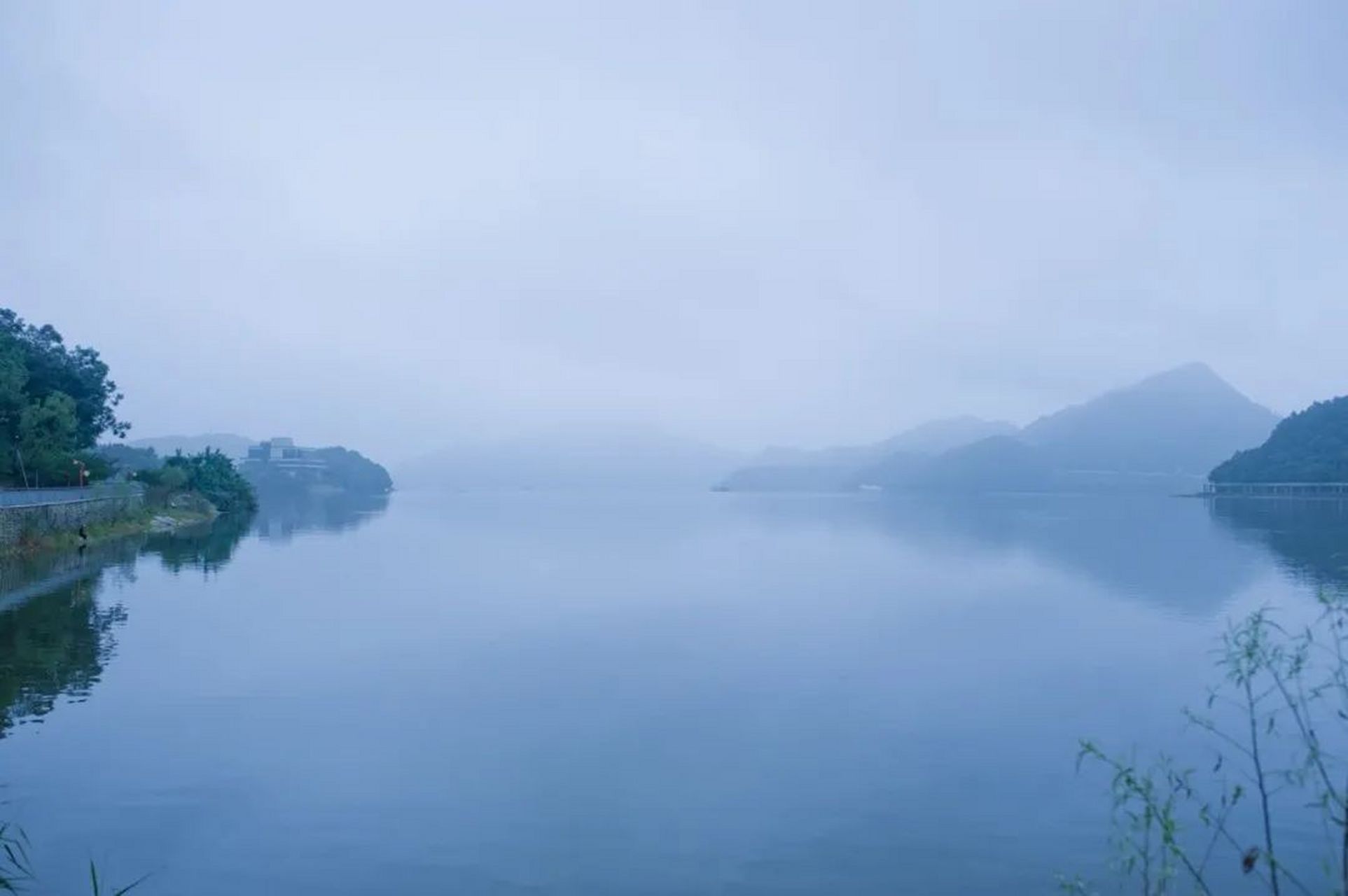 人間正道是滄桑,只有輪迴的春夏秋冬,沒有輪迴的人生.