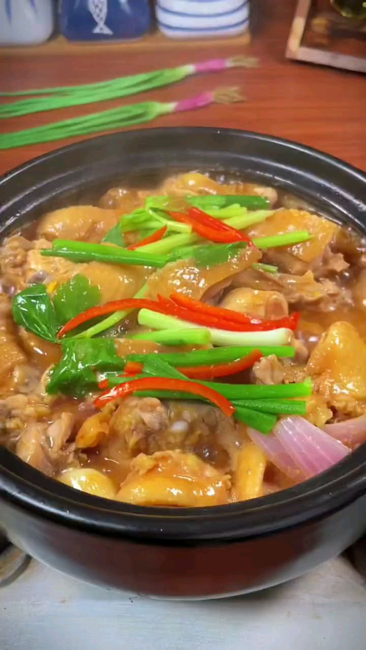 砂锅版黄焖鸡