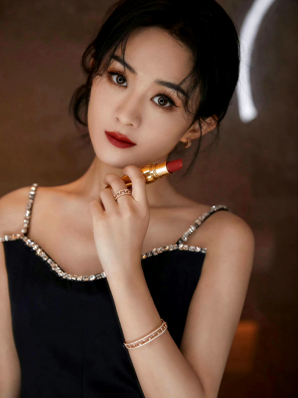 漂亮的赵丽颖,口红颜色也好看