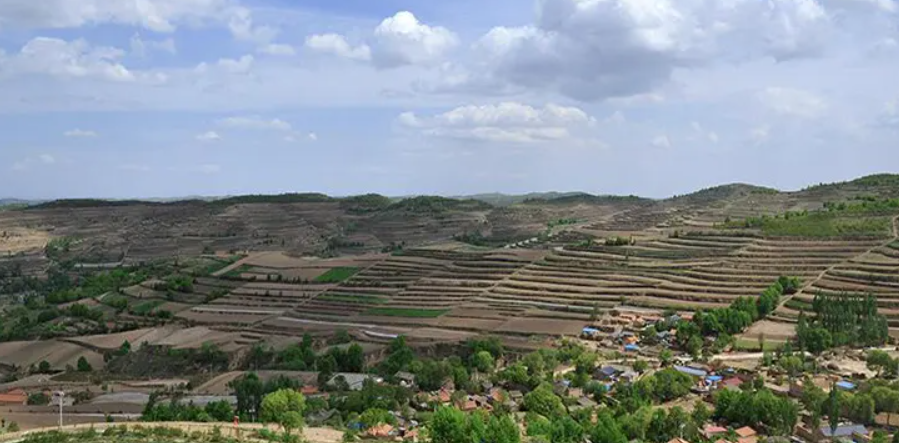 西吉县龙王坝风景区图片