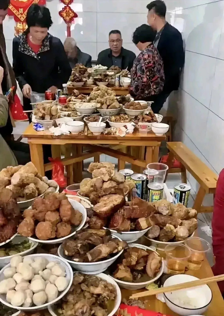 这是哪里的宴席福建人表示没见过[大笑][大笑]#我要上热门