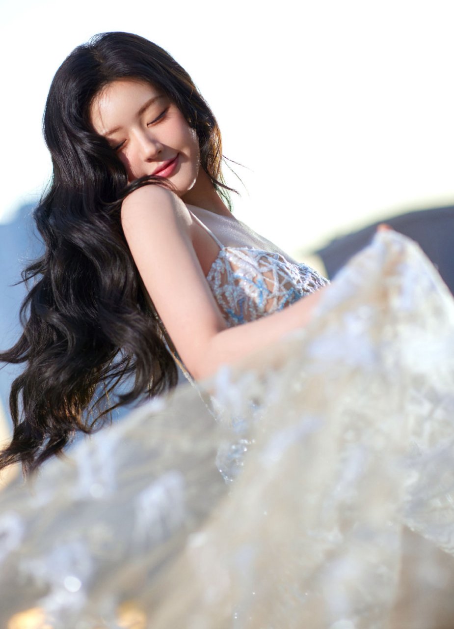 赵露思高清壁纸头像(五十一)[色]