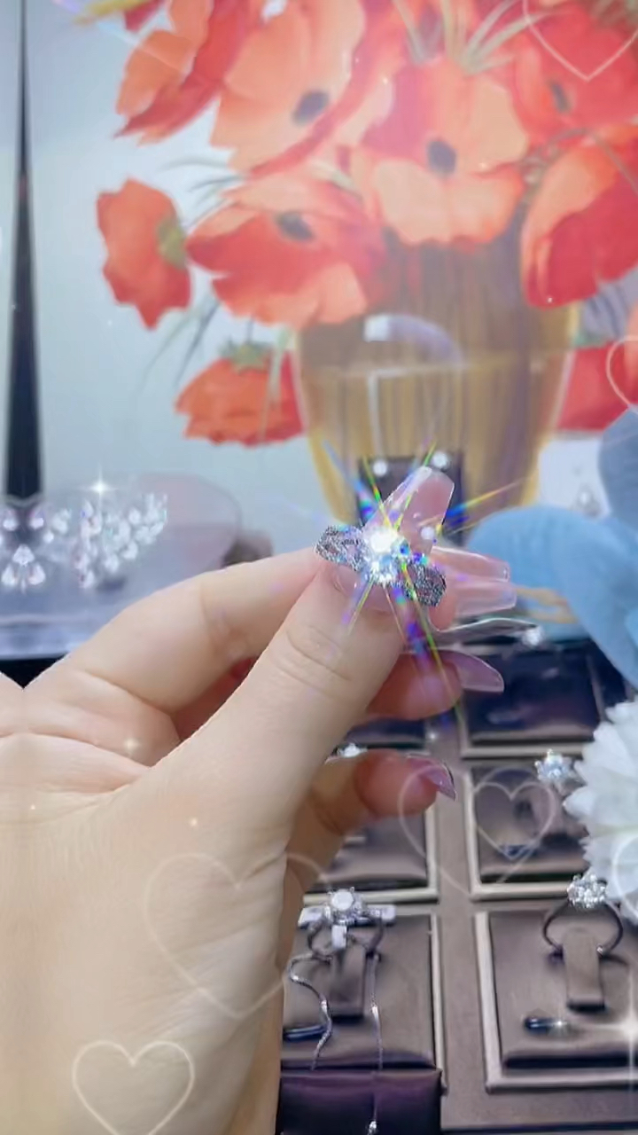 一瞬,一刹,一弹指,一须臾,不是形容时间的,是形容快乐的-度小视