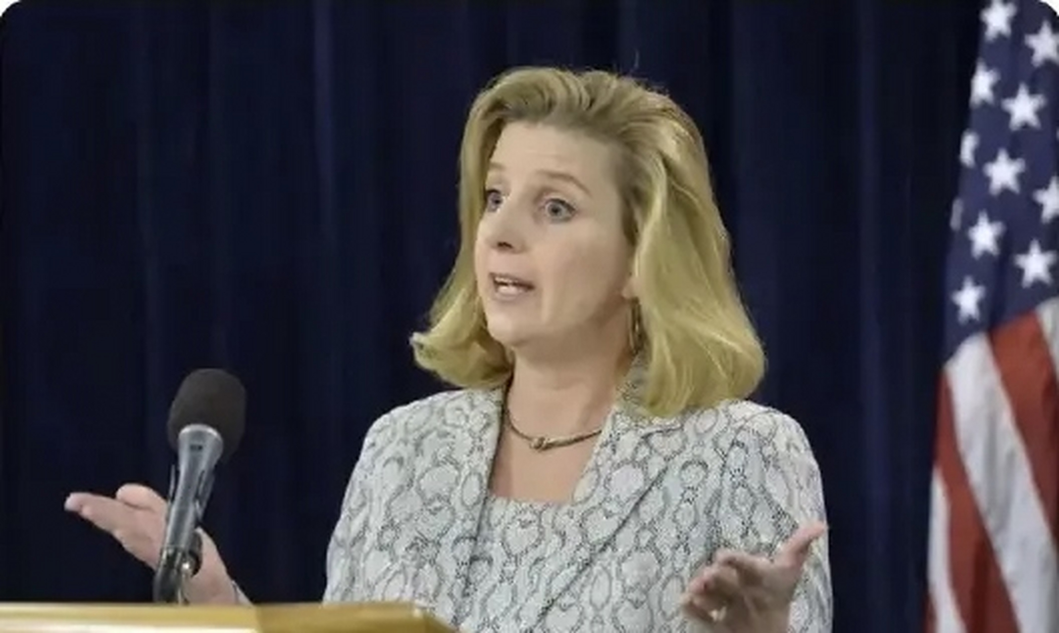 美国陆军部长沃姆斯:中美两国,目前都不希望引发战争,因为这不符合两