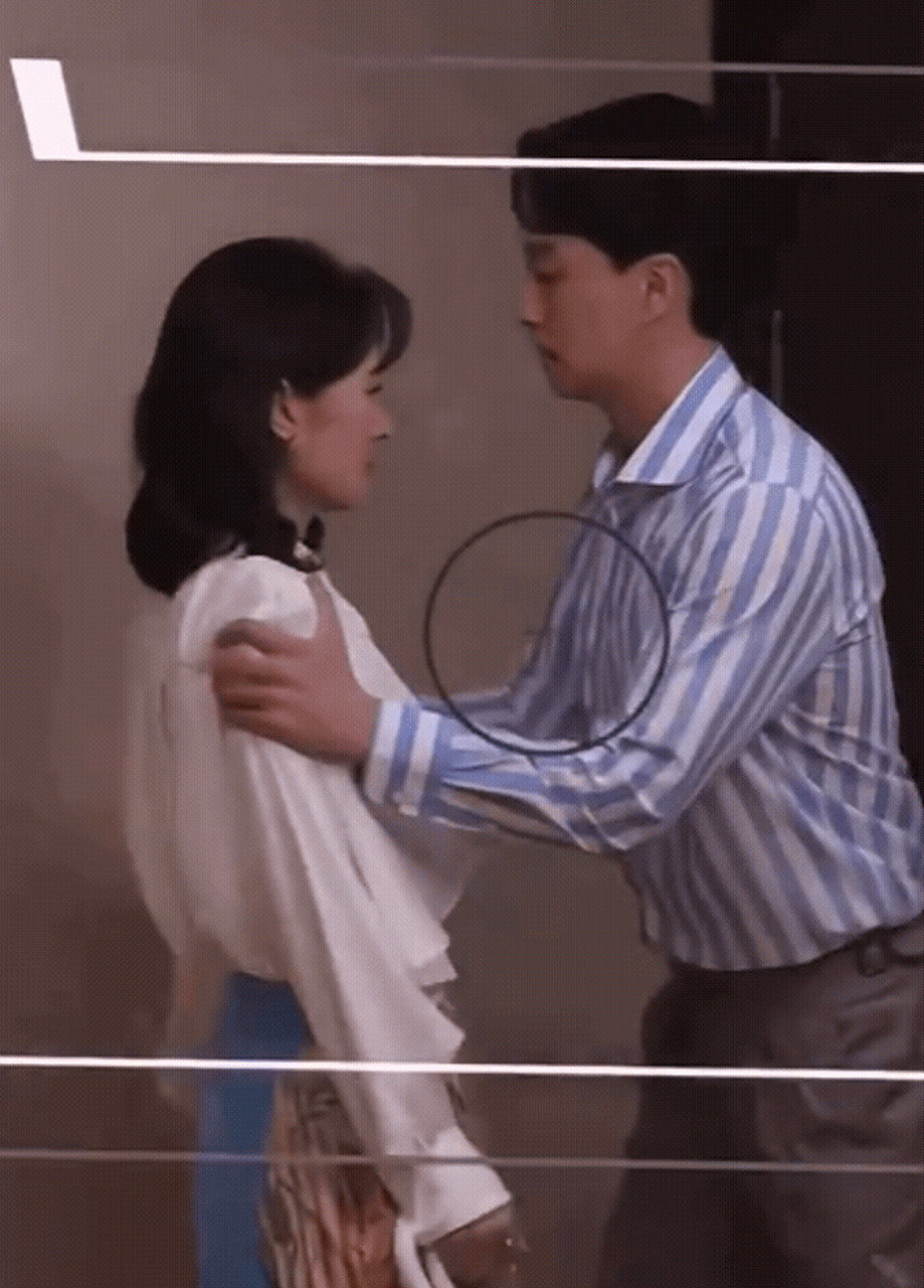 刘敏涛拍吻戏水平还是差了点![嘻嘻][滑稽][嘻嘻]