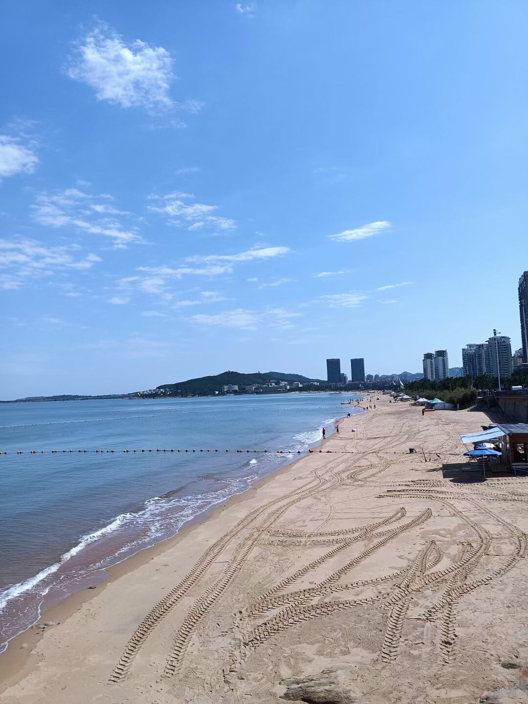 威海海邊風景如畫!威海環海路火炬八街!