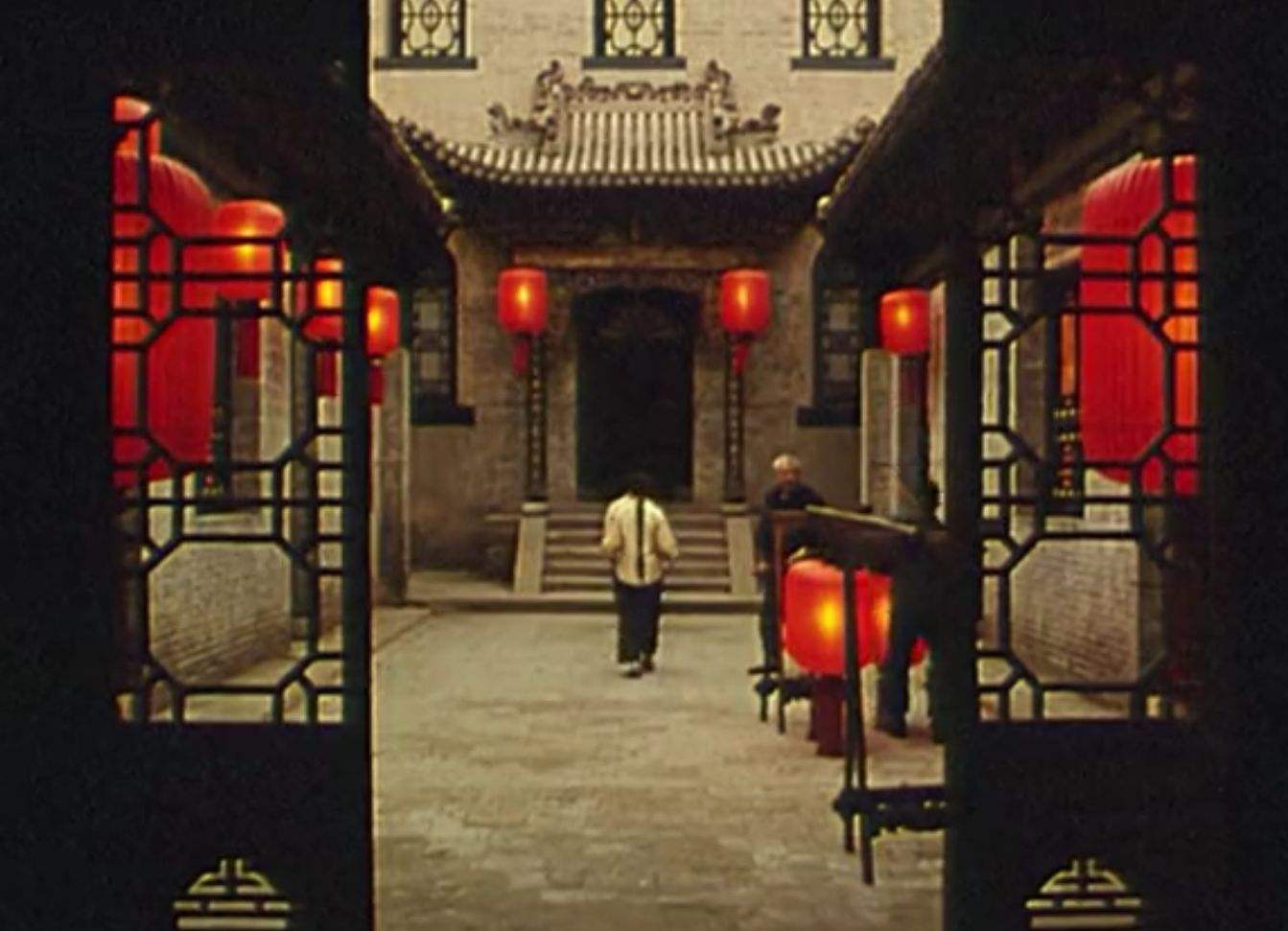 《妻妾成群》雁儿:一个一心想做姨太太的女仆的最后下场