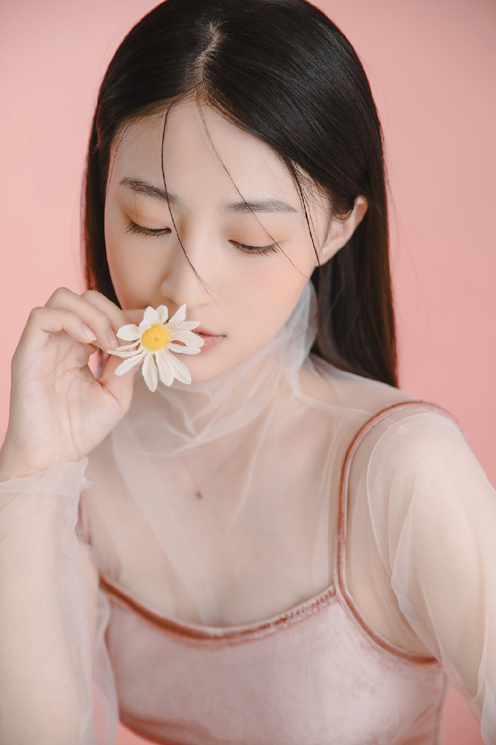 端庄秀丽的清纯玉女静态写真,美的犹如仙女一样