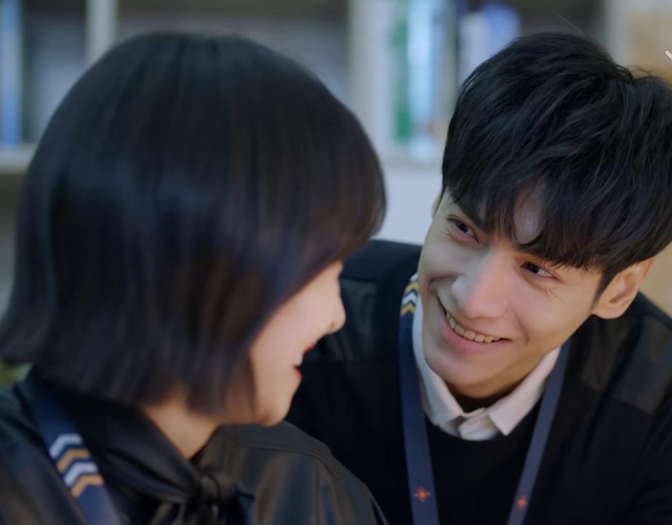 《心跳源计划》收官,莫莉牺牲,周小山与裘佳宁实验室惜别