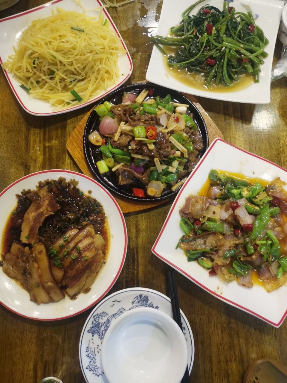 四川凉山彝族自治州西昌美食