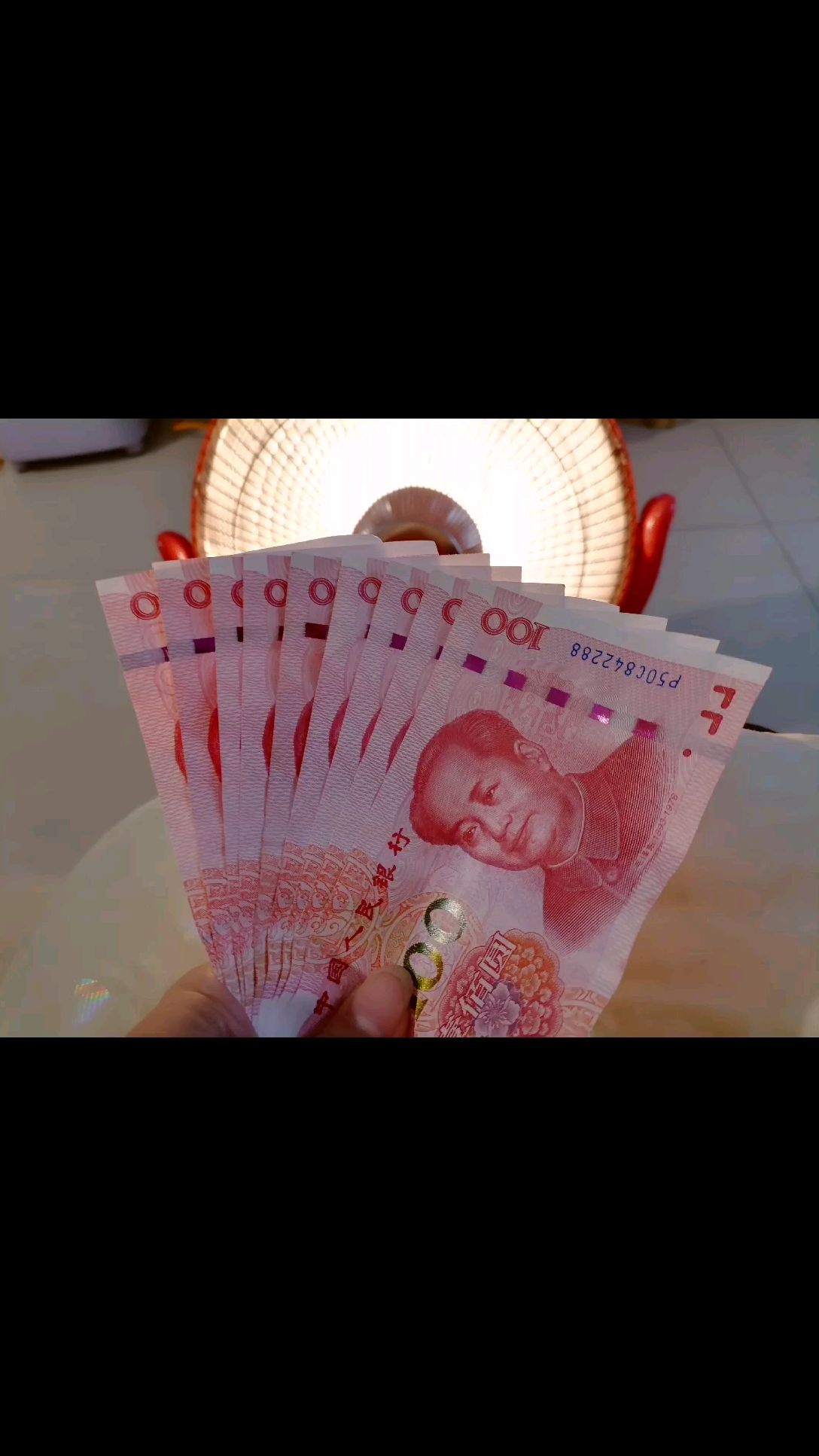 晒一下婆婆给的压岁钱重要的不是红包而是重视的感觉