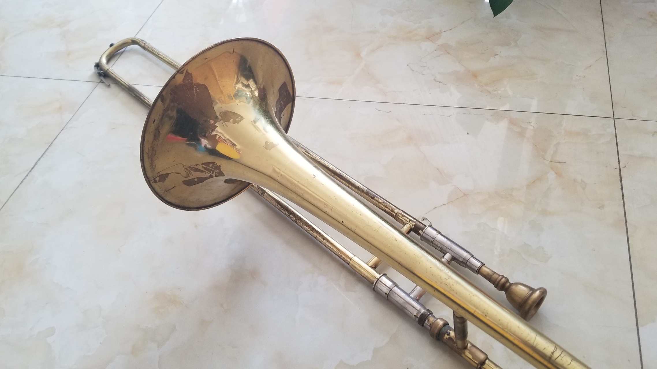 好多吹长号的朋友问,长号还有升降把位?