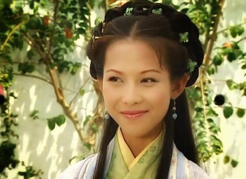 她是导演一眼相中的"甄嬛",因怀孕选择辞演,一不小心成就孙俪