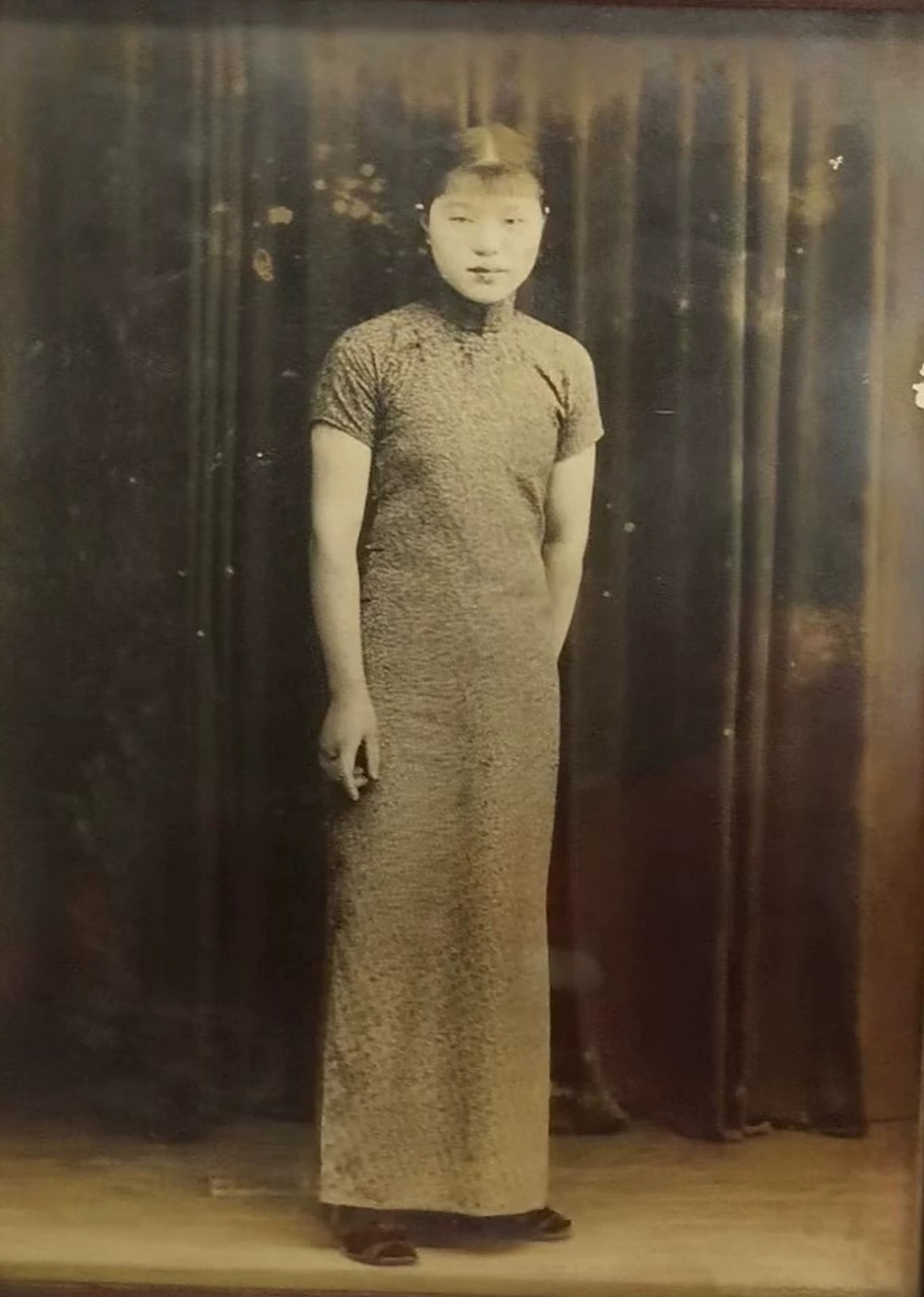 民国初期～宁波天胜照相馆摄～旗袍美女老相片