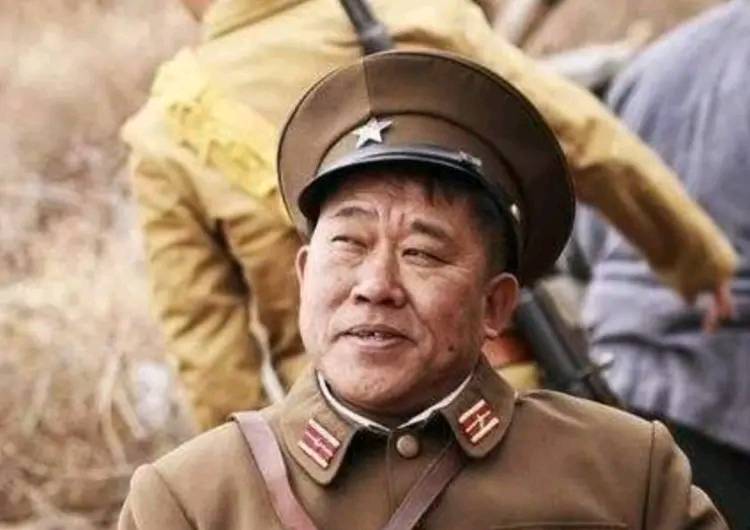 2005年汪精卫儿子回国祭祖,见到父母的跪像后,含泪说出一番话!