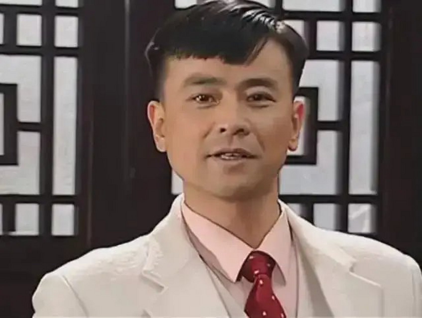 《大染坊》卢家驹:男人无所谓忠诚,忠诚是因为所受的诱惑不够,女人无