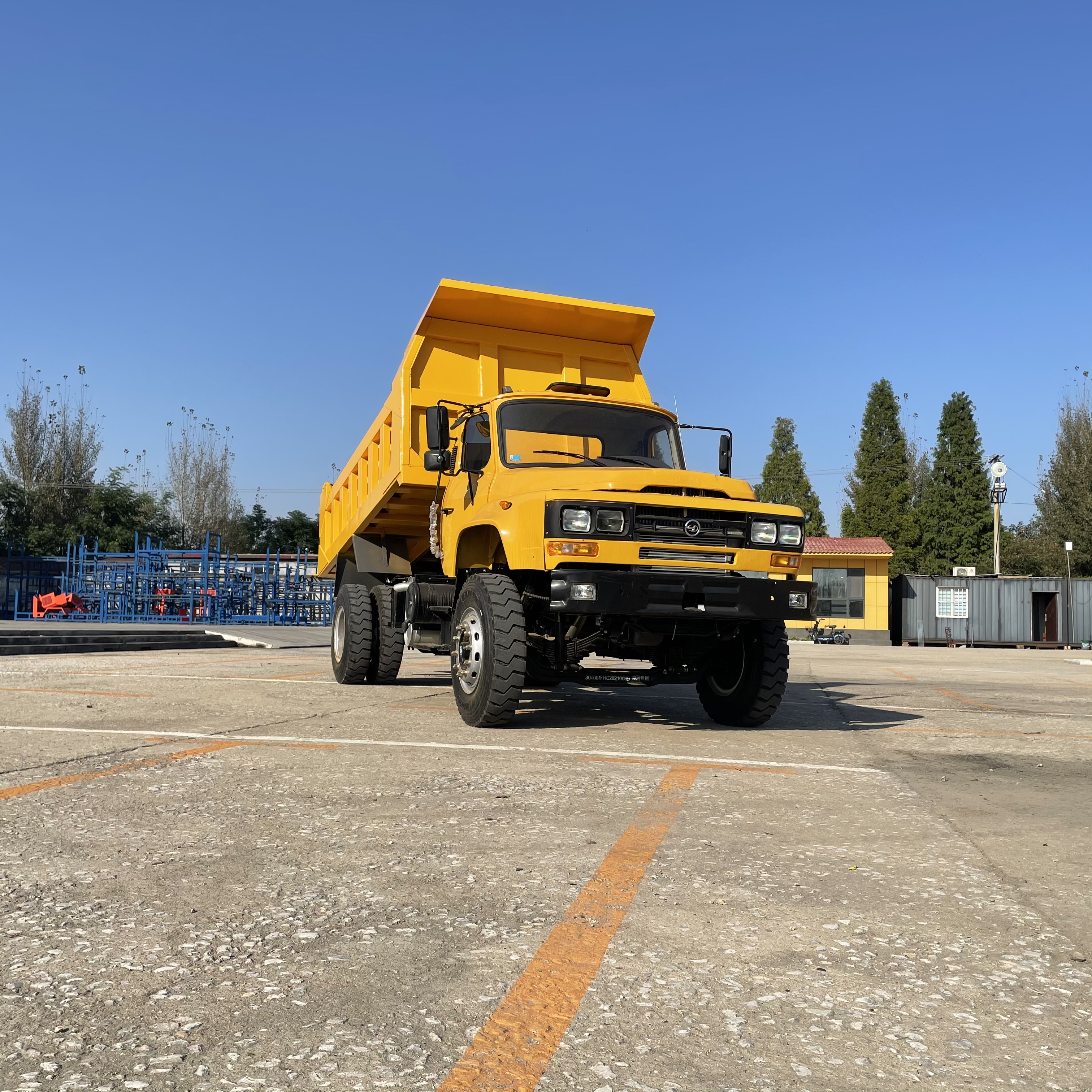 矿山井下自卸运输车8吨四驱配置