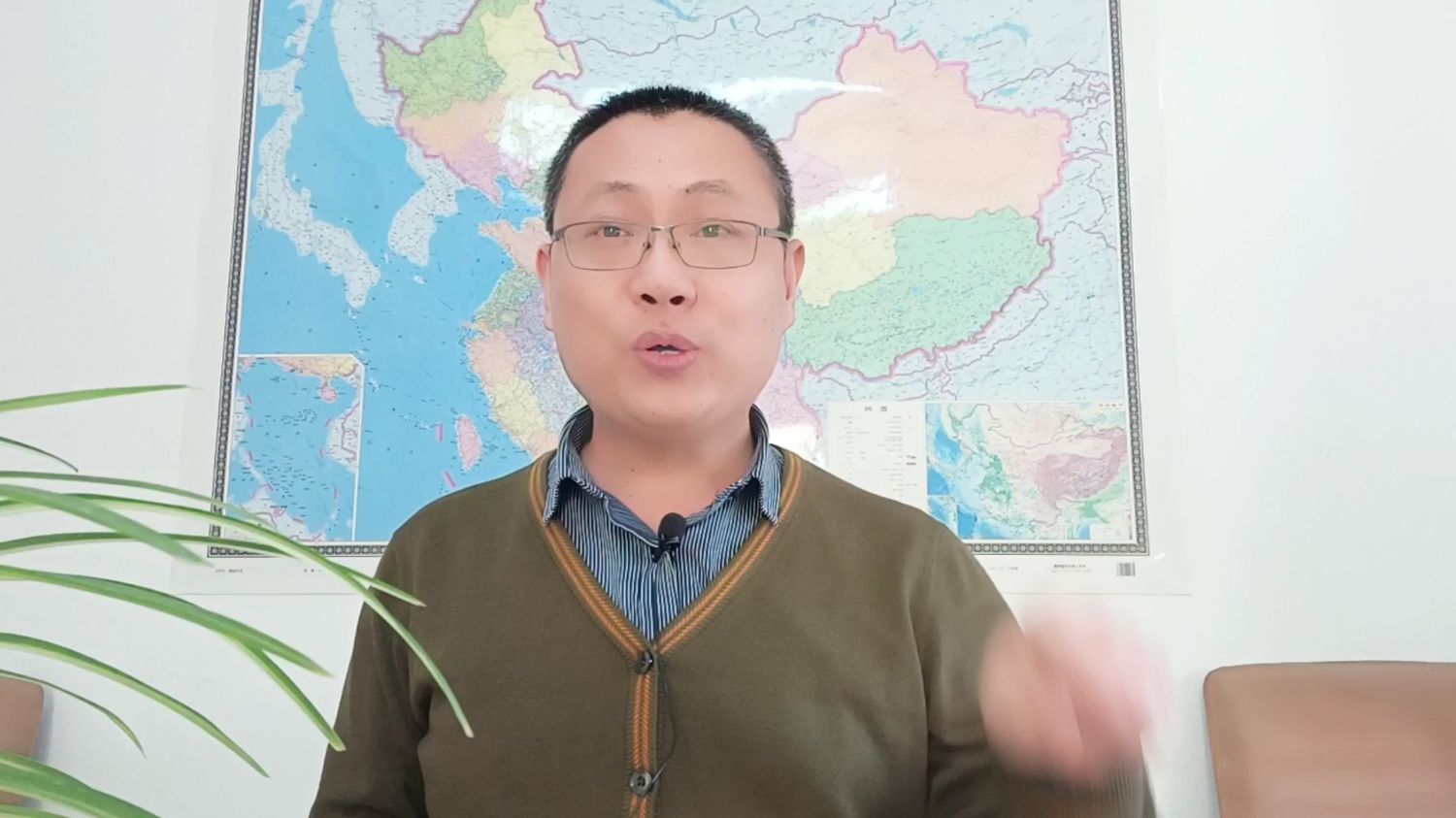 中大硕士回乡养鸡十年,值得称赞