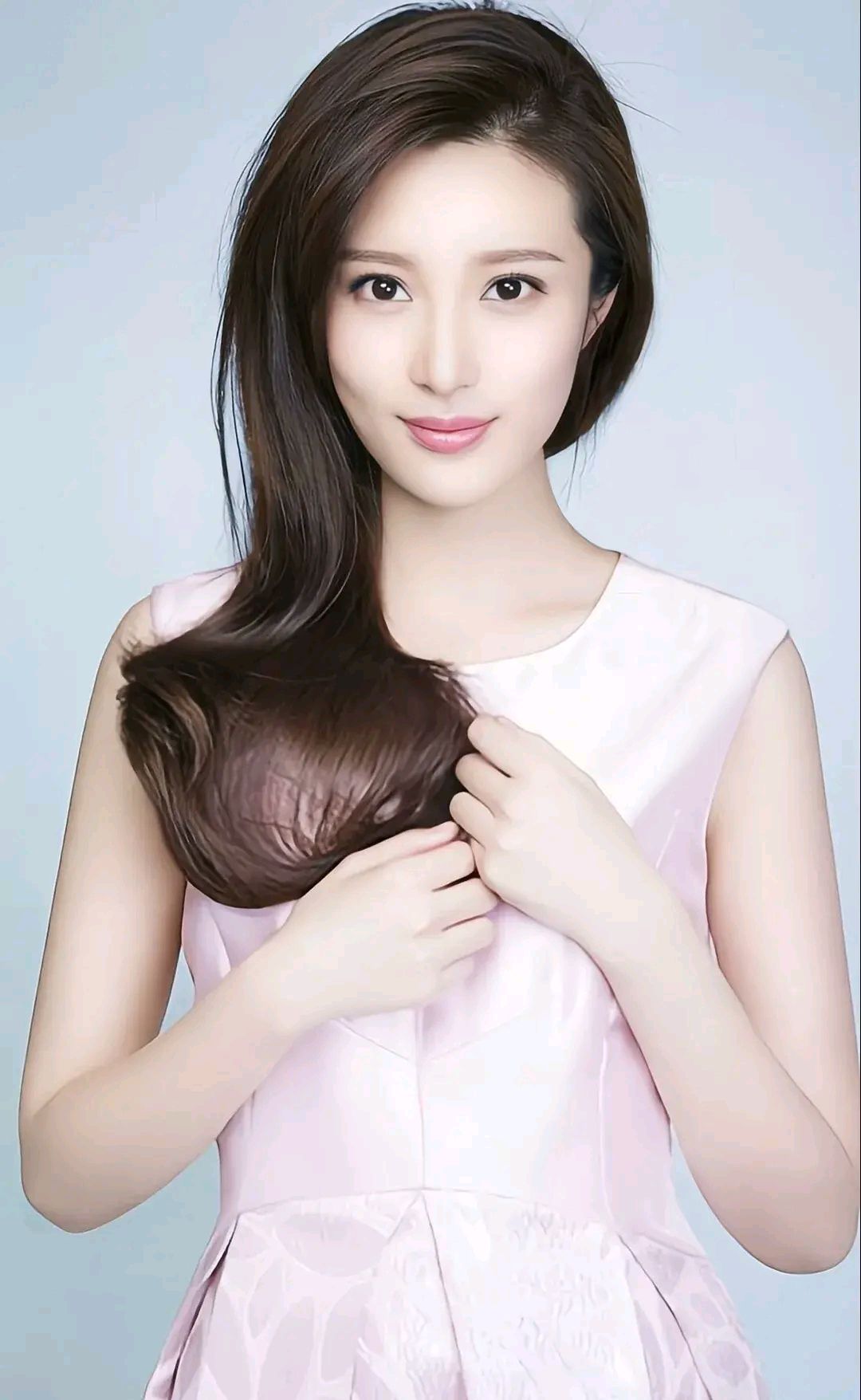 美女明星邬靖靖,美若天仙,令人心动