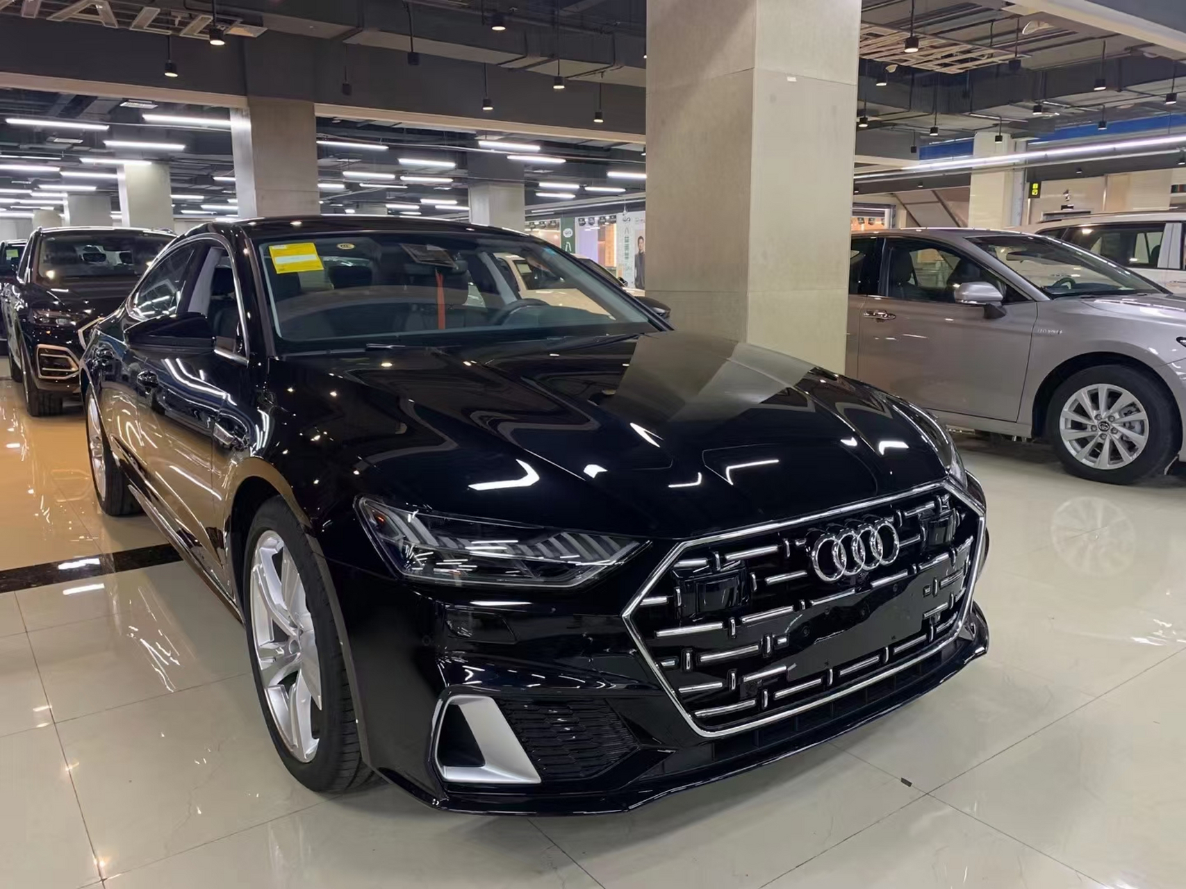 奥迪a7l指导价:43.