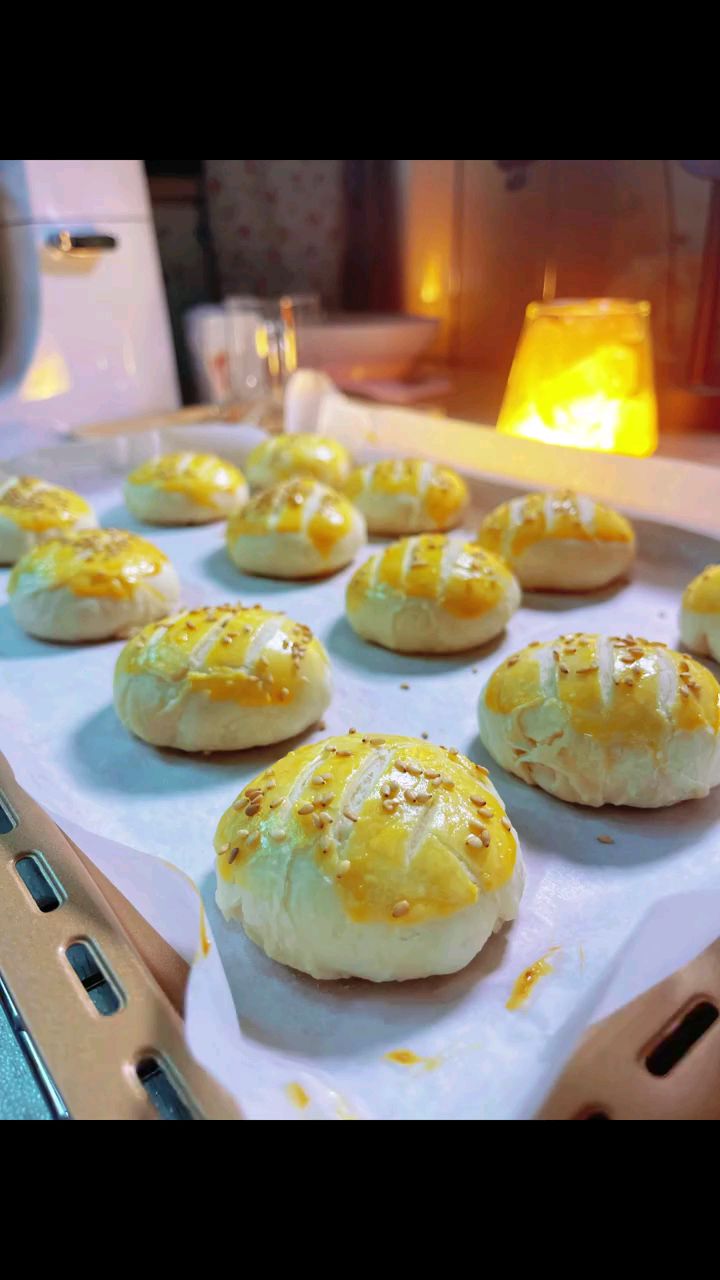 家庭版奶黄酥的做法来了