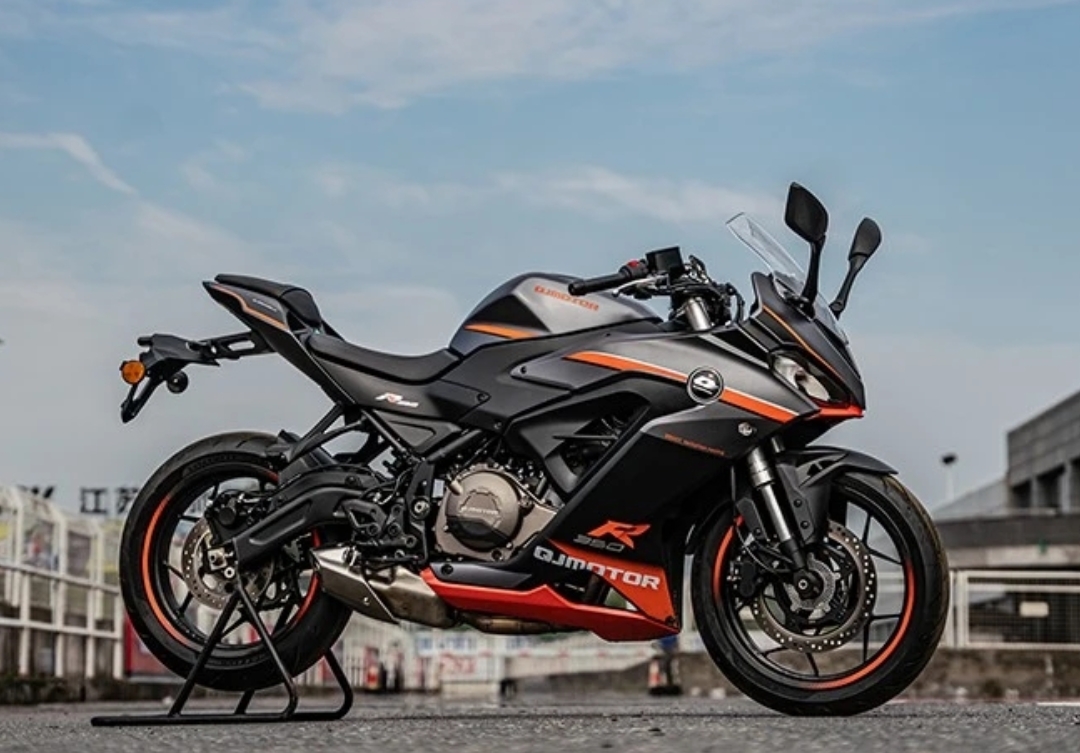 售价约2.9万,qj赛350正式上市:单/双碟刹,2种配置,你选哪个?