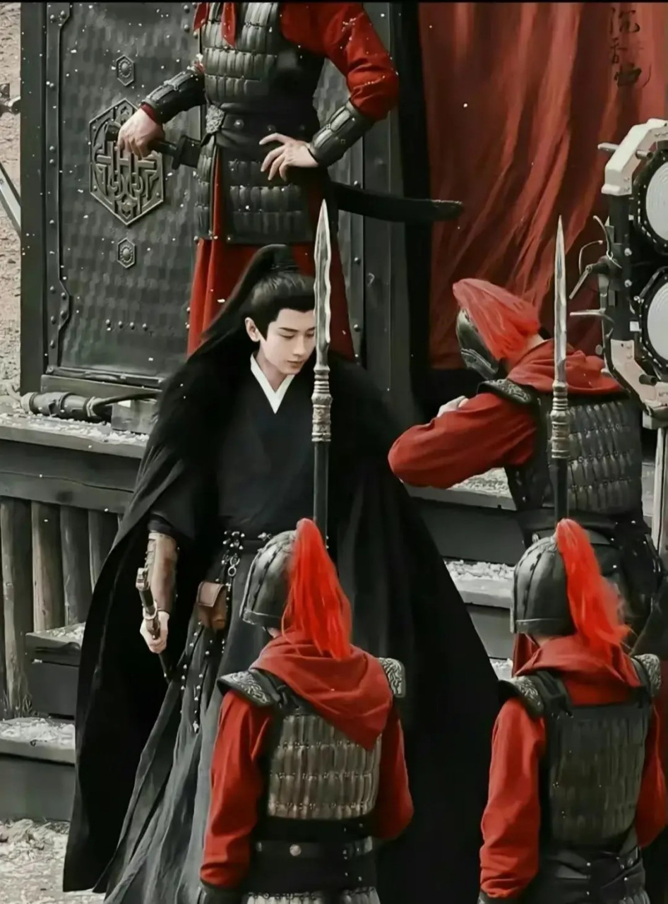 李莲花变身卢云,投资3亿的《英雄志》,大制作,老戏骨,成毅最帅扮相!