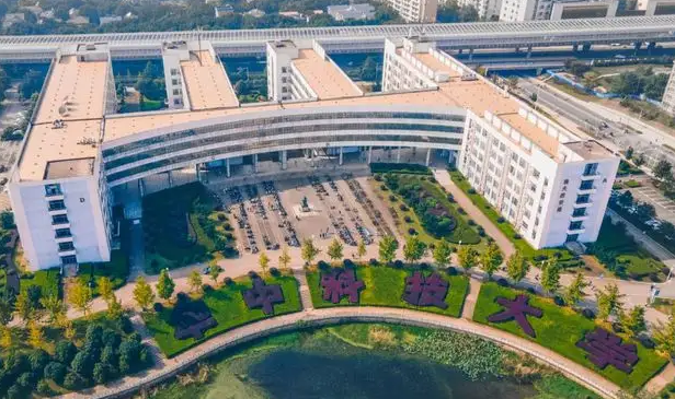 2022中部地区大学排名出炉!武汉大学跃居首位,华中科大遗憾落榜