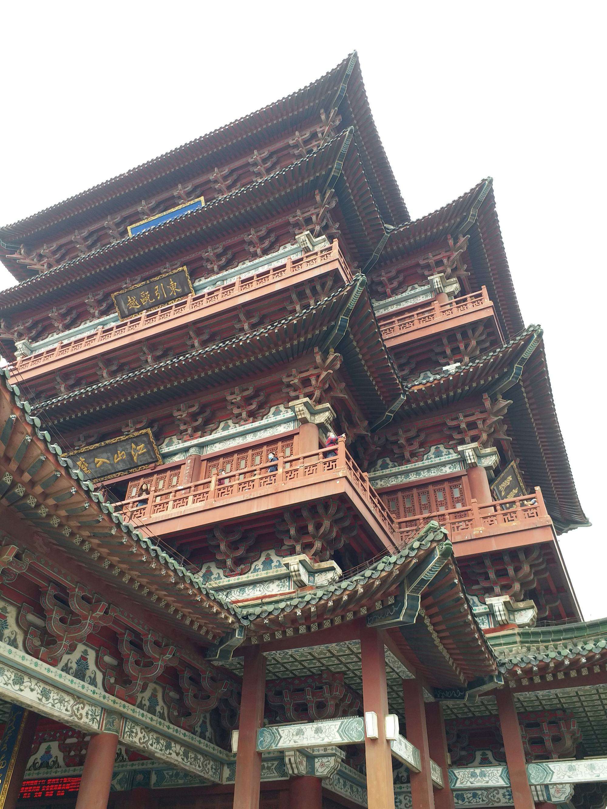 江西滕王阁,是中国古代建筑中代表之一,旅游人必经处值得去探索