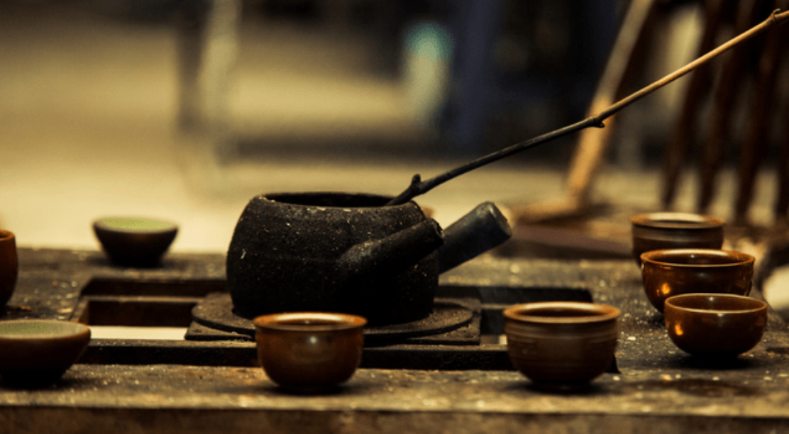 浅析《茶酒论》中的茶文化角色意象